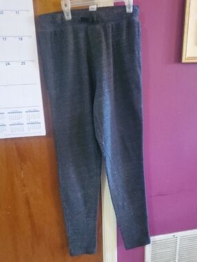 ALO Yoga Women's Dark Gray Knit Jogger Pants